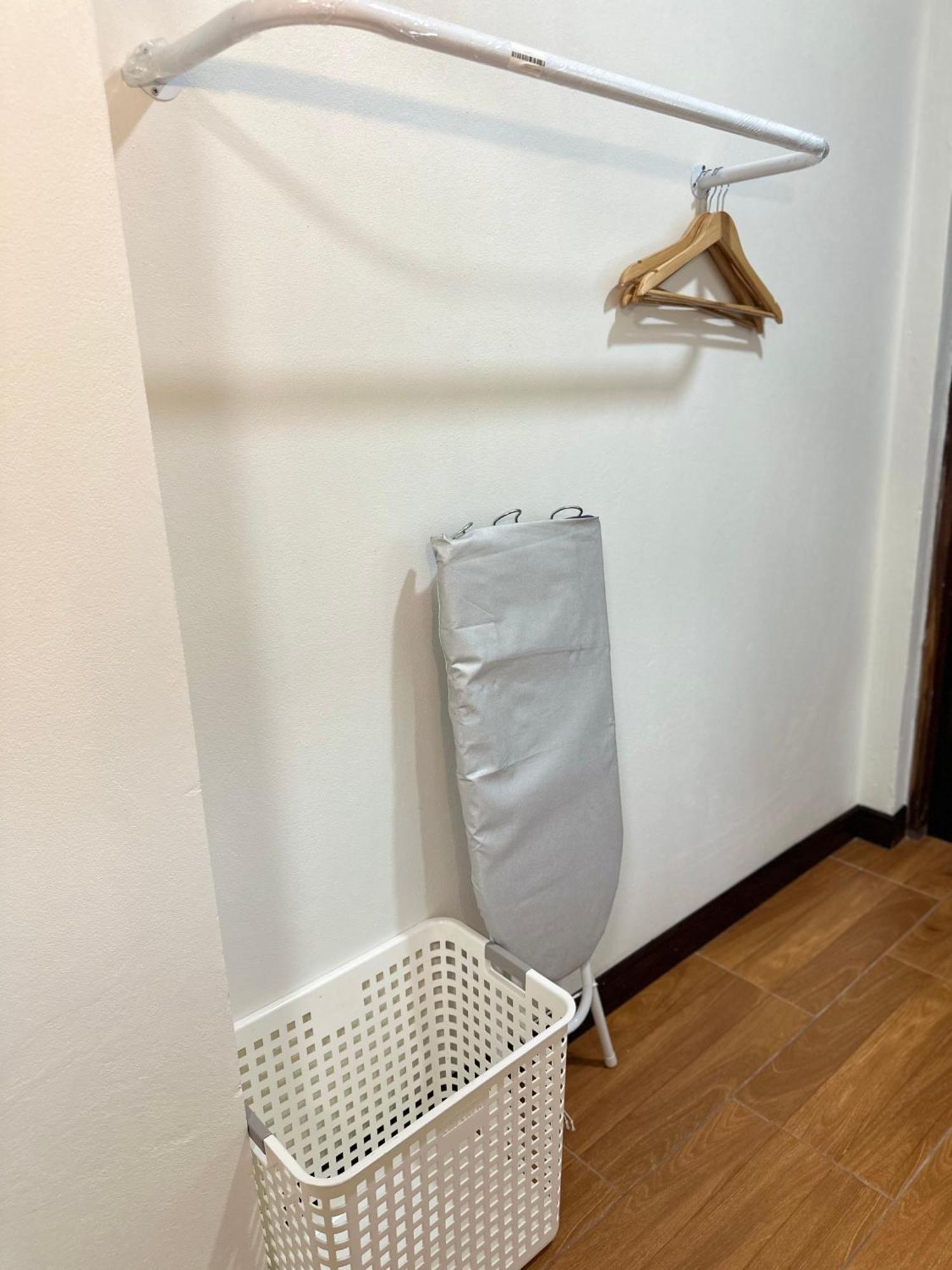 Service Apartment ห้อง102 ใจกลางเมืองใกล้แหล่งท่องเที่ยว Lampang Eksteriør billede